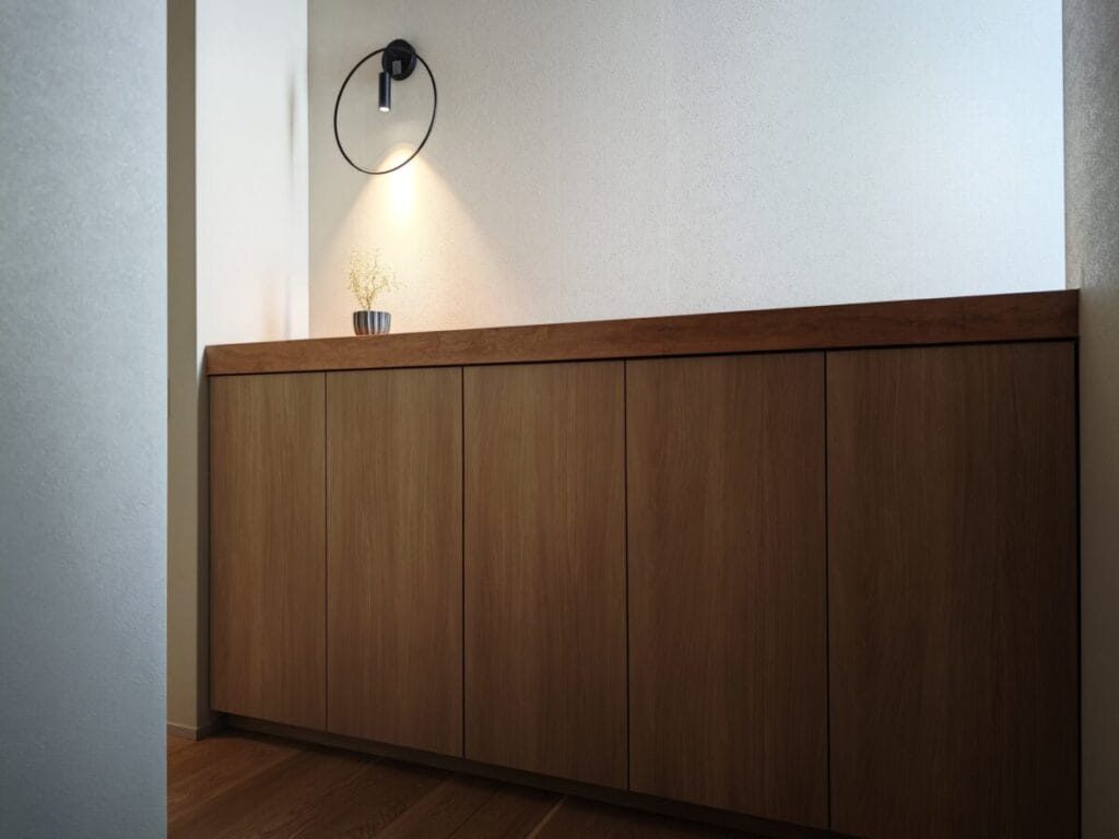 住友林業の自邸解説_バーのあるホテルライクな自邸_玄関のこだわり/仕様_玄関のシューズクローク
