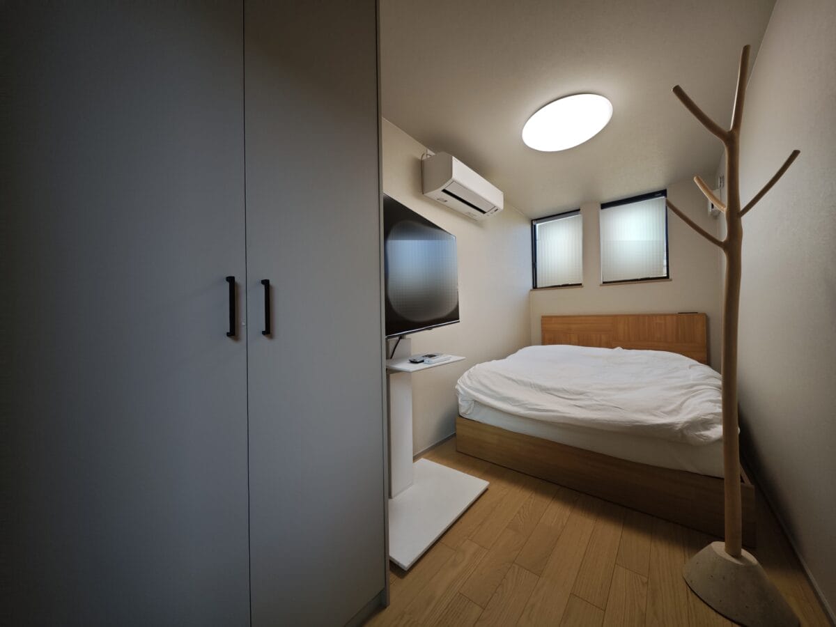 住友林業の自邸解説_バーのあるホテルライクな自邸_玄関のこだわり/仕様_ゲストルーム(子ども部屋)