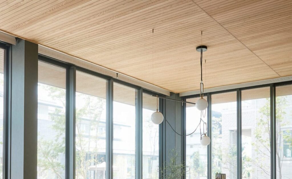 住友林業_標準仕様_内装化粧材シリーズ_天井材_突板パネリング42リブJナラ
